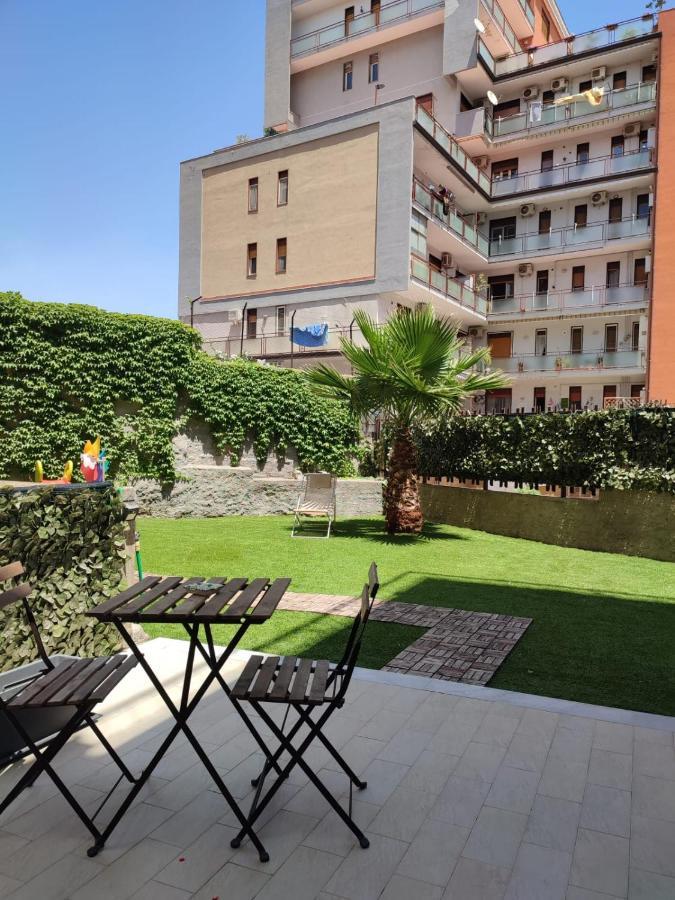 Appartamento Incantevole Con Parcheggio E Giardino Catania Exterior photo